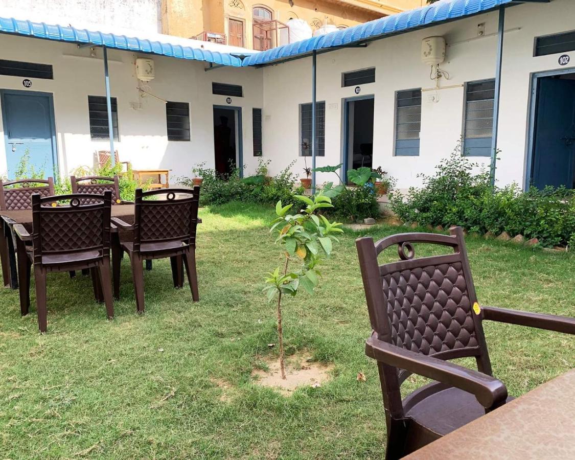 Il Padrino Hotel Пушкар Екстериор снимка